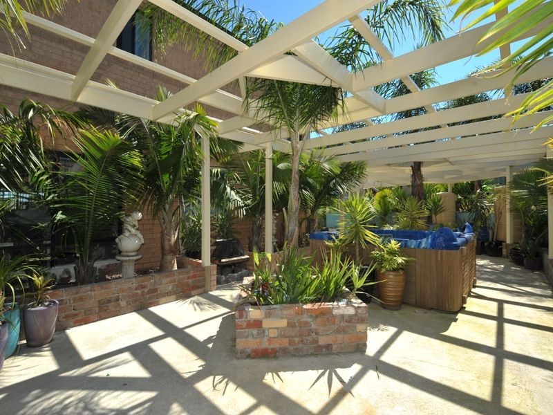 35 Janet Bowman Boulevard, Beaconsfield VIC 3807