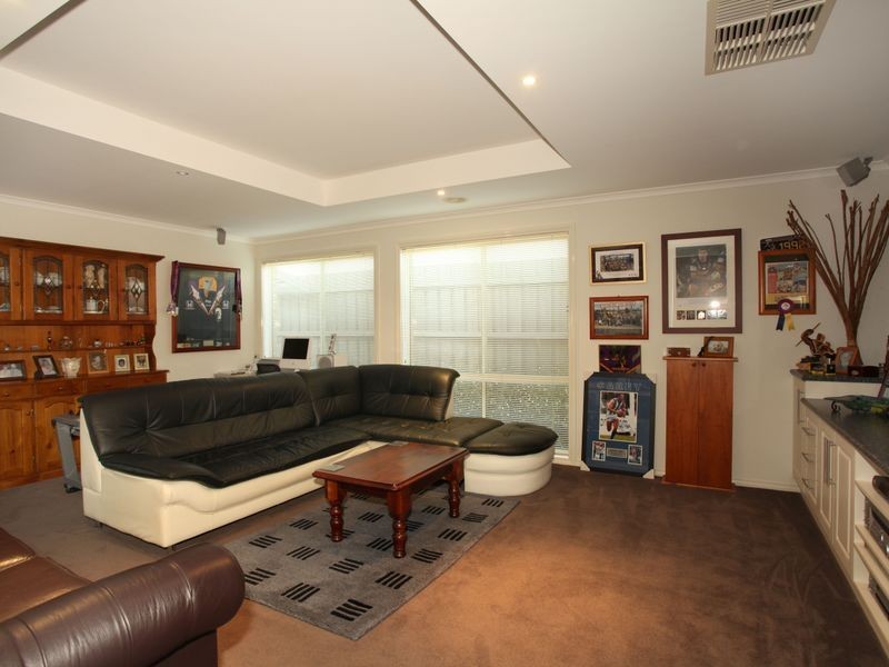 19 Mountain View Circuit, Beaconsfield VIC 3807