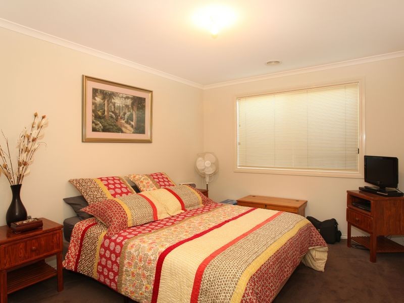 19 Mountain View Circuit, Beaconsfield VIC 3807
