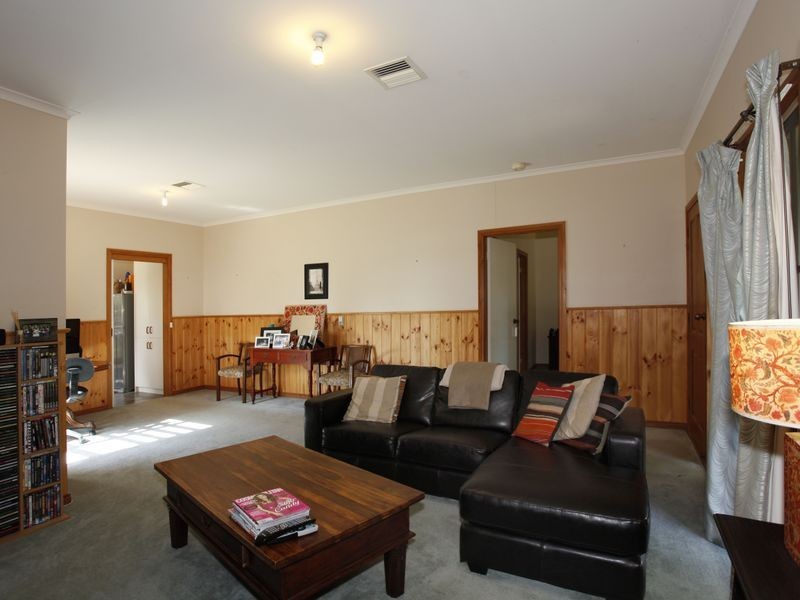 104 – 110 Buchanan Road, Berwick VIC 3806