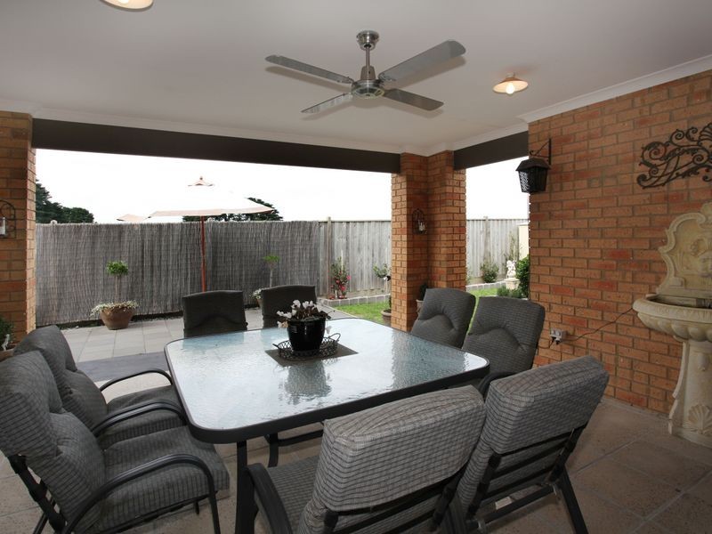 10 Azimuth Close, Narre Warren South VIC 3805