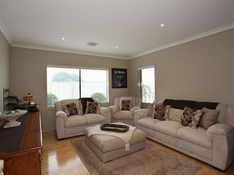 10 Azimuth Close, Narre Warren South VIC 3805