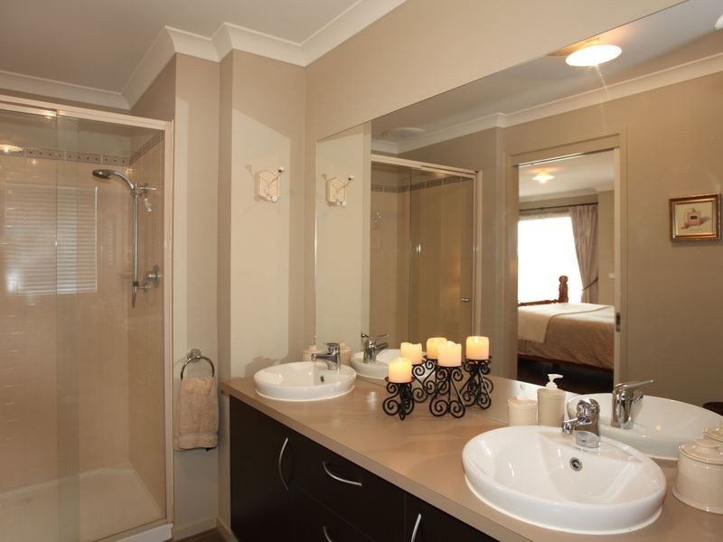 10 Azimuth Close, Narre Warren South VIC 3805