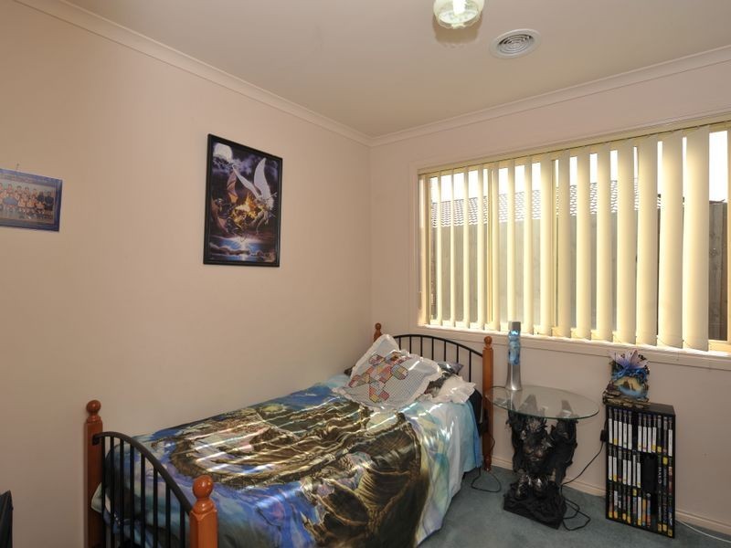 6 Breamlea Way, Cranbourne VIC 3977