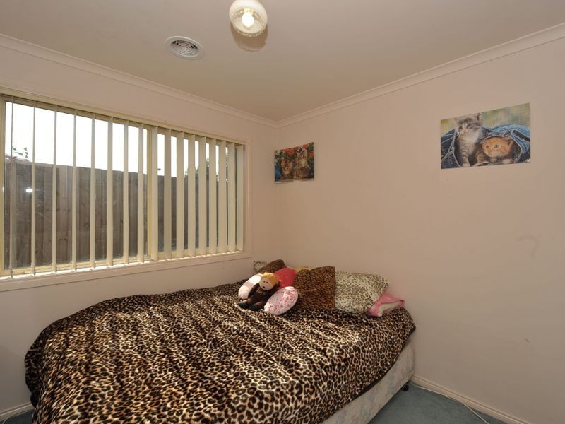 6 Breamlea Way, Cranbourne VIC 3977