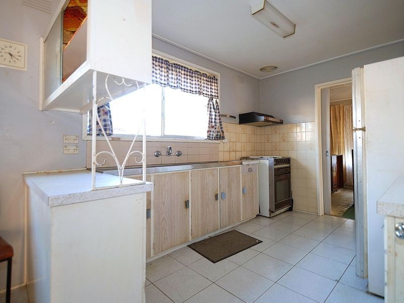 17 Evan Street, Berwick VIC 3806