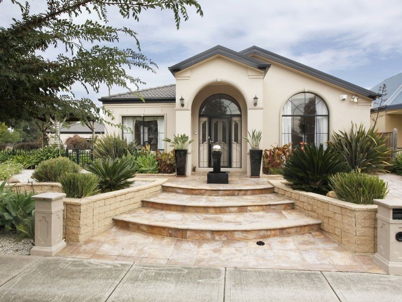 19 The Esplanade, Narre Warren South VIC 3805