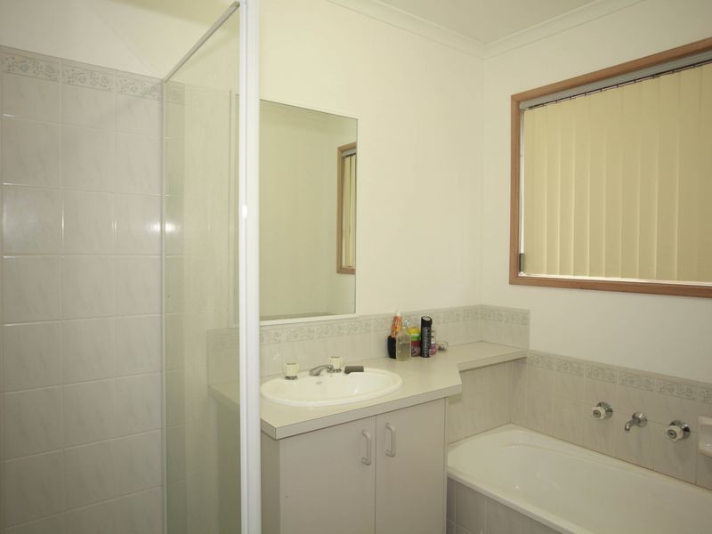 3 Waverley Close, Narre Warren VIC 3805