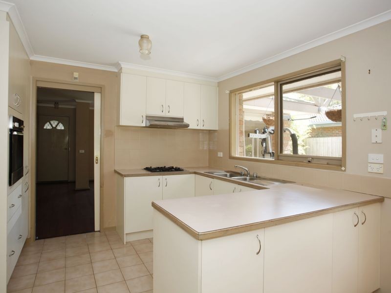 43 Ashfield Drive, Berwick VIC 3806