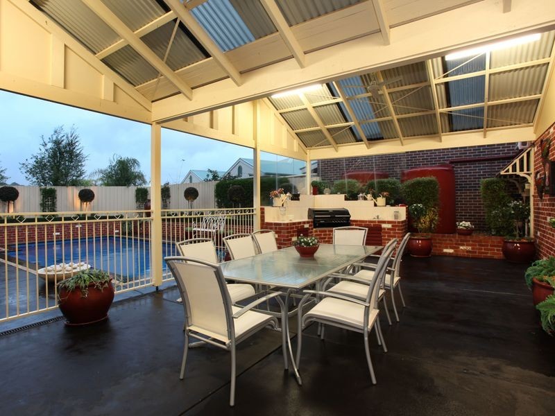 5 Brennan Court, Berwick VIC 3806