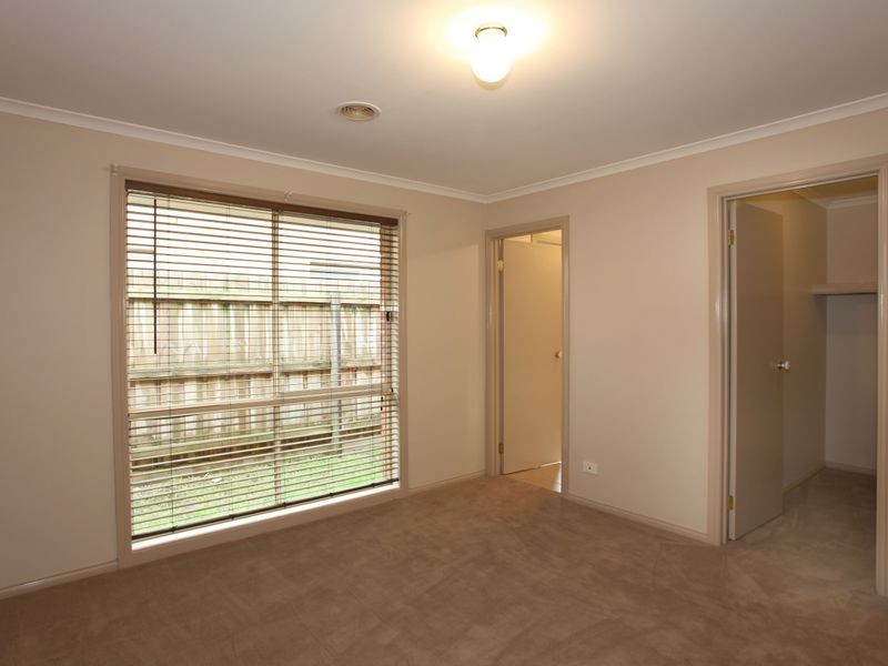 11 Duffy Court, Berwick VIC 3806