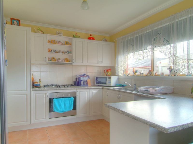 4 Timberside Drive, Beaconsfield VIC 3807