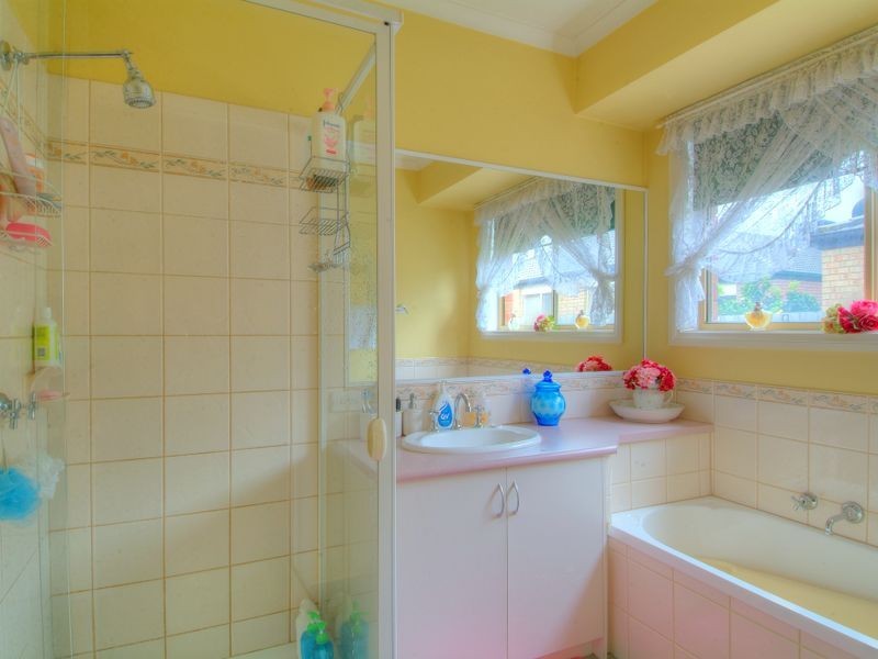 4 Timberside Drive, Beaconsfield VIC 3807