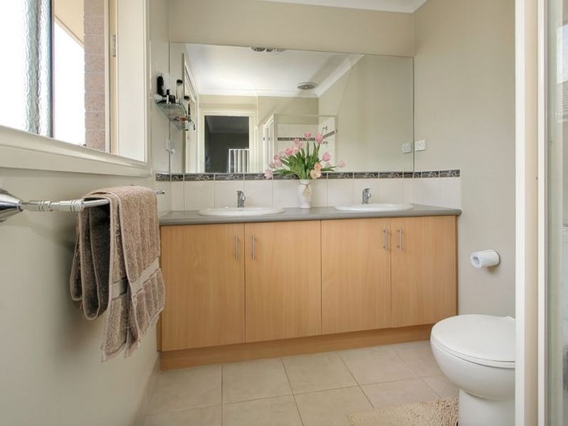 157 Rosebank Drive, Cranbourne North VIC 3977