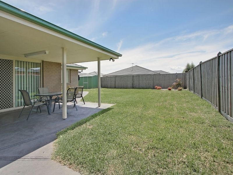 157 Rosebank Drive, Cranbourne North VIC 3977