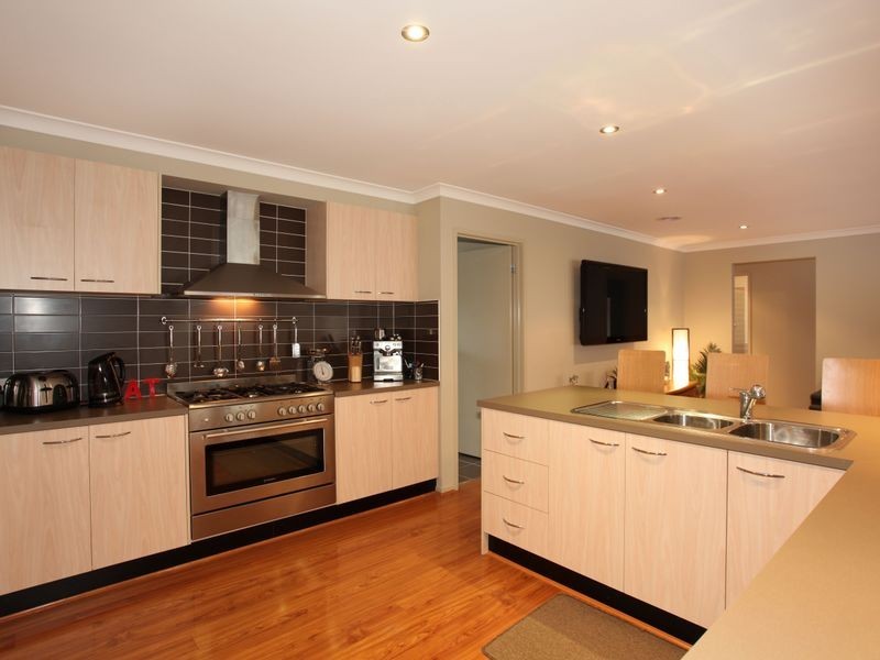 7 Parkvista Place, Berwick VIC 3806