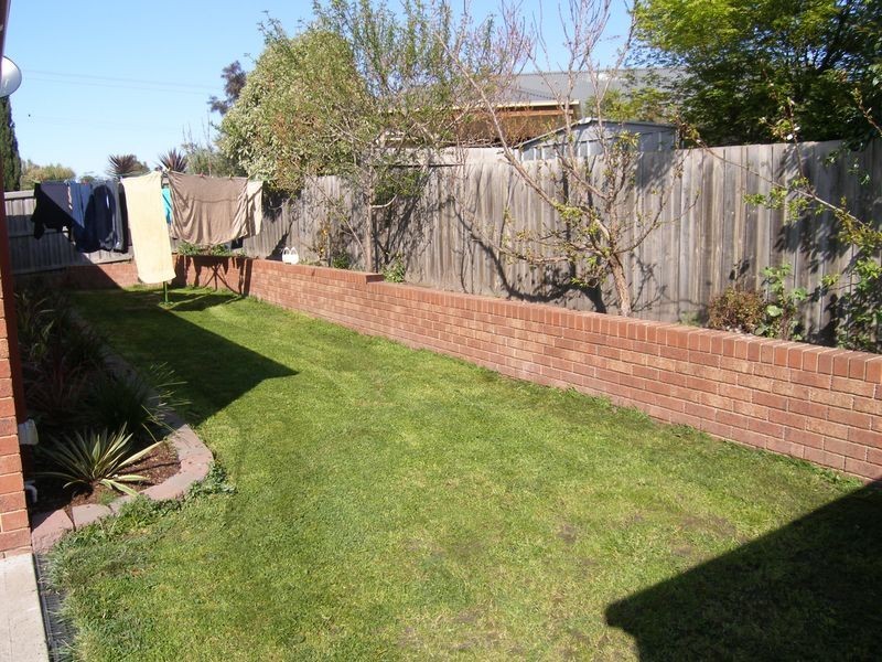8 Fabriano Place, Narre Warren South VIC 3805
