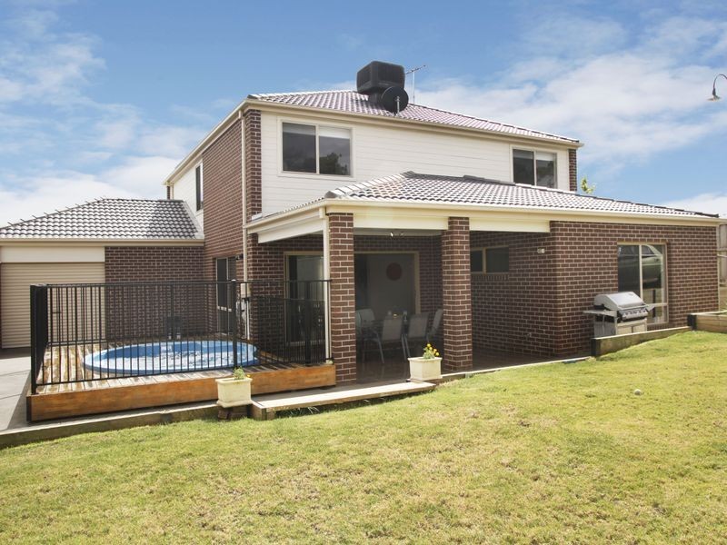 63 Saul Avenue, Berwick VIC 3806