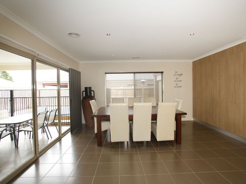 63 Saul Avenue, Berwick VIC 3806