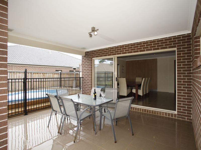 63 Saul Avenue, Berwick VIC 3806