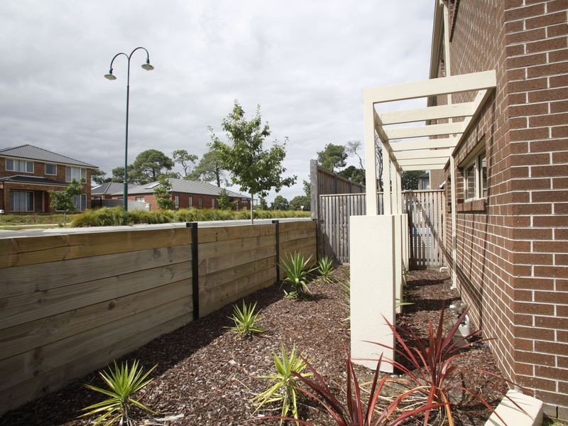 63 Saul Avenue, Berwick VIC 3806