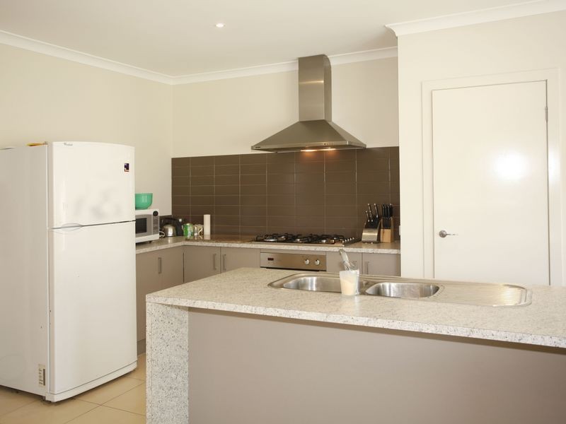 33 Premier Drive, Berwick VIC 3806
