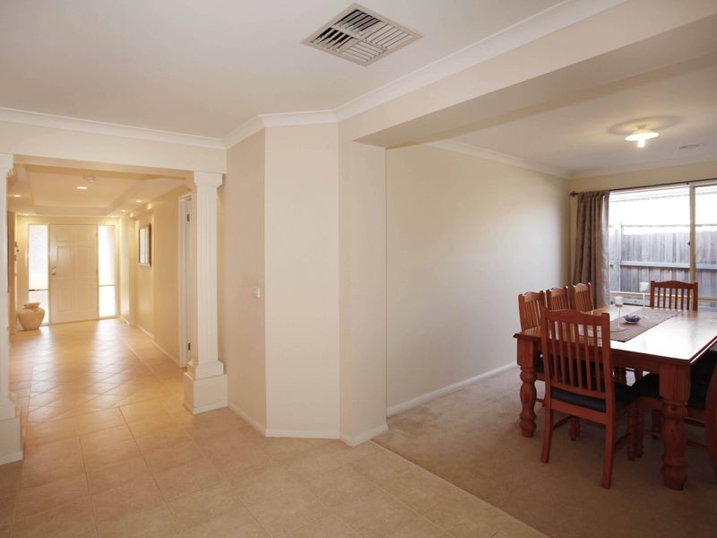 5 Mountain View Circuit, Beaconsfield VIC 3807