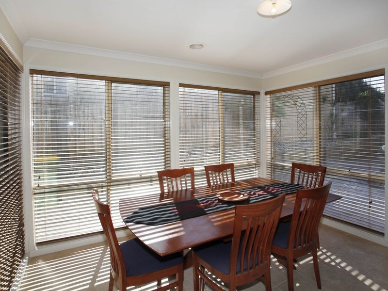 5 Mountain View Circuit, Beaconsfield VIC 3807