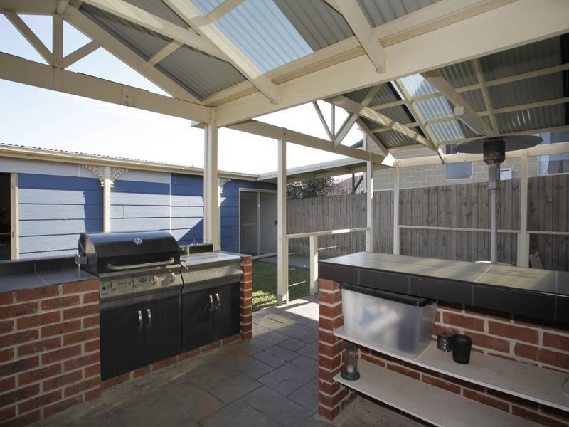 5 Mountain View Circuit, Beaconsfield VIC 3807