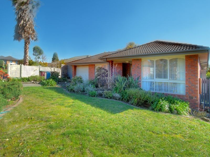 11 Granby Court, Endeavour Hills VIC 3802