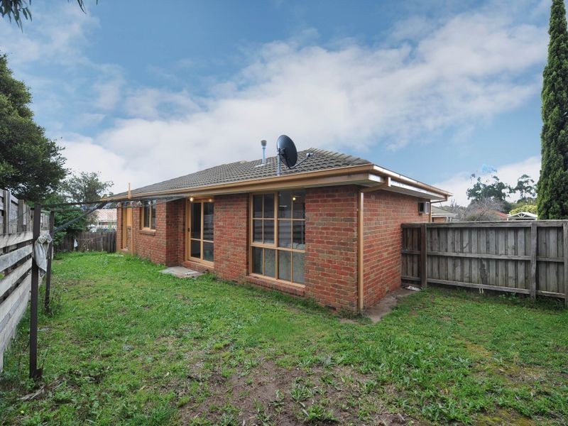 2/20 Linlithgow Court, Narre Warren VIC 3805