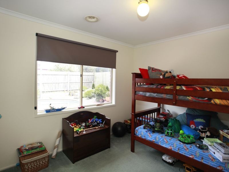 6 Golden Leaf Avenue, Narre Warren South VIC 3805