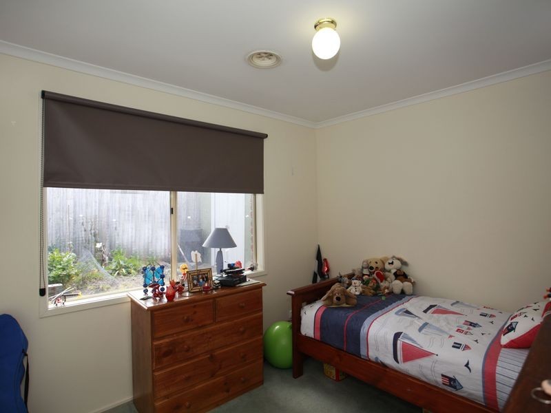 6 Golden Leaf Avenue, Narre Warren South VIC 3805