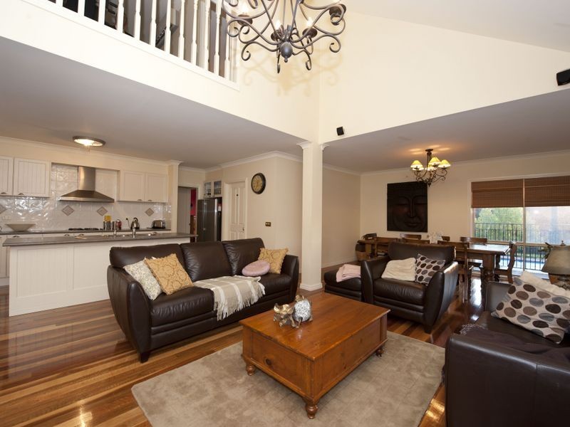 29 Woods Point Drive, Beaconsfield VIC 3807