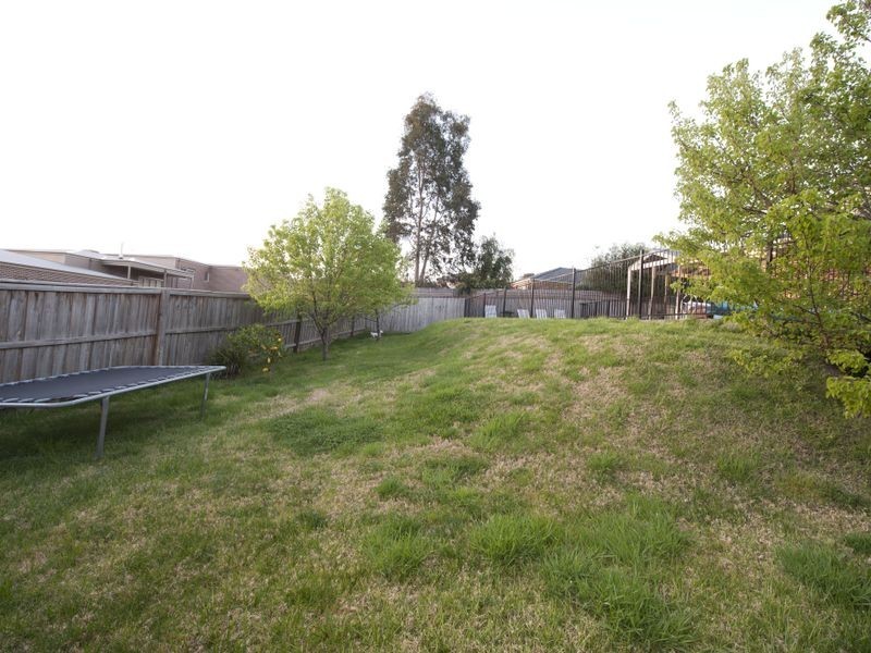 29 Woods Point Drive, Beaconsfield VIC 3807