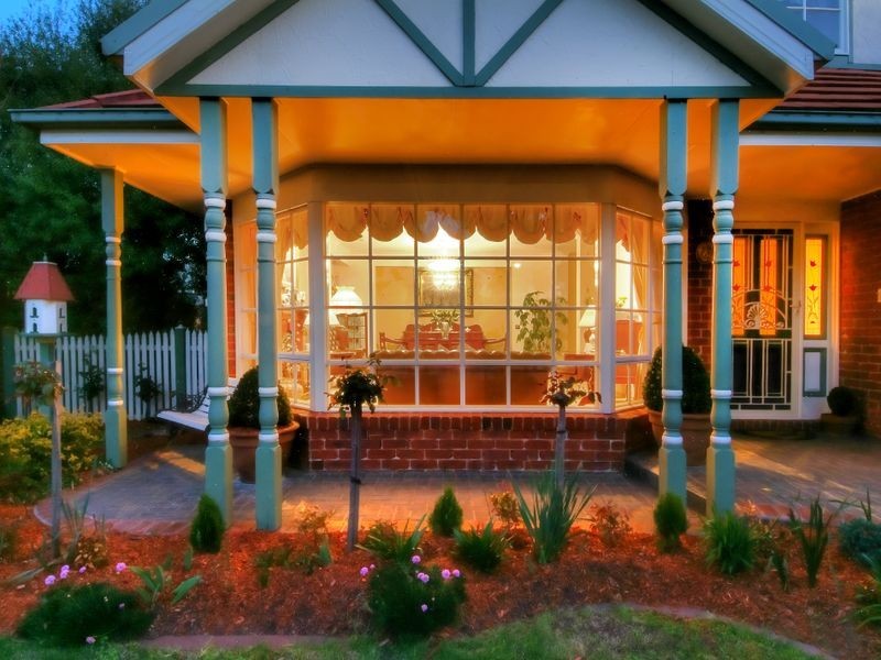 9 The Crescent, Narre Warren South VIC 3805