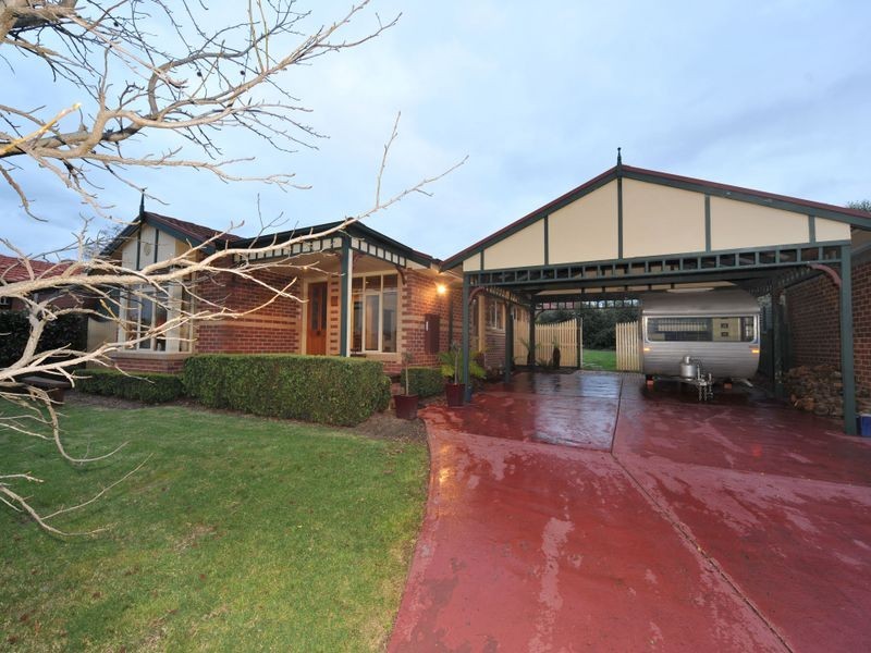 12 Barunah Court, Narre Warren VIC 3805