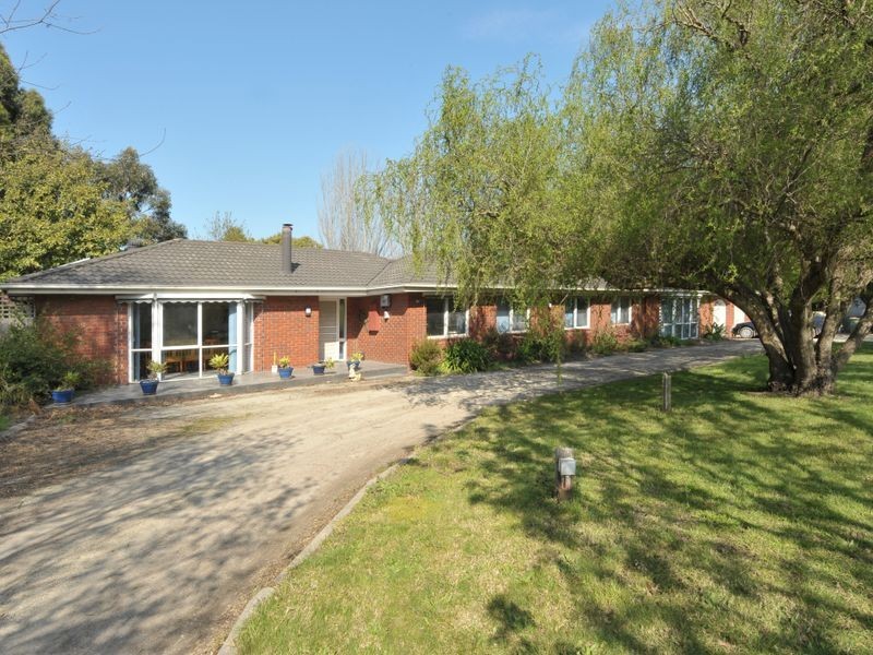 32 Collison Road, Cranbourne East VIC 3977