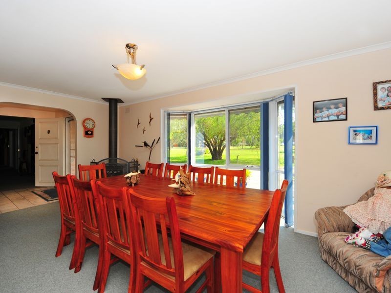 32 Collison Road, Cranbourne East VIC 3977