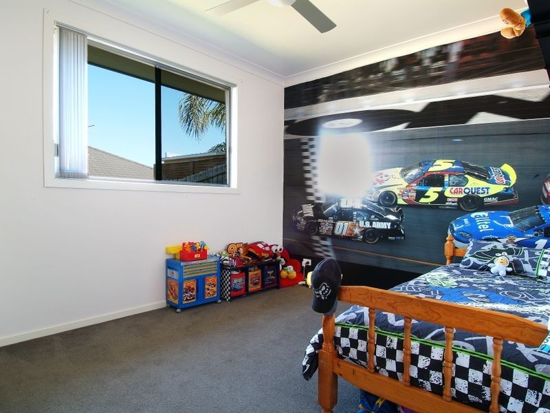 81 Streeton Way, Berwick VIC 3806