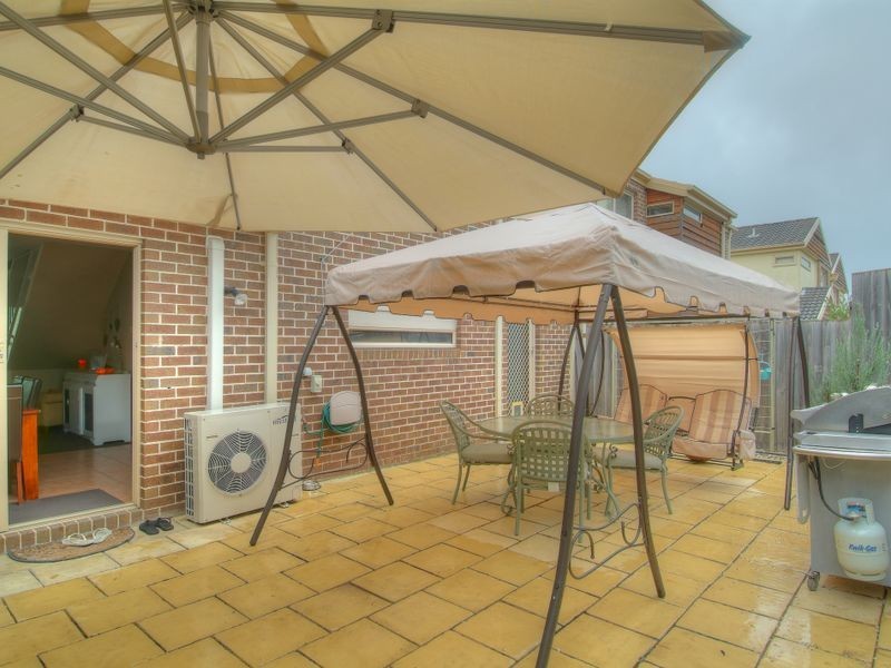 10/52 Shinners Avenue, Berwick VIC 3806