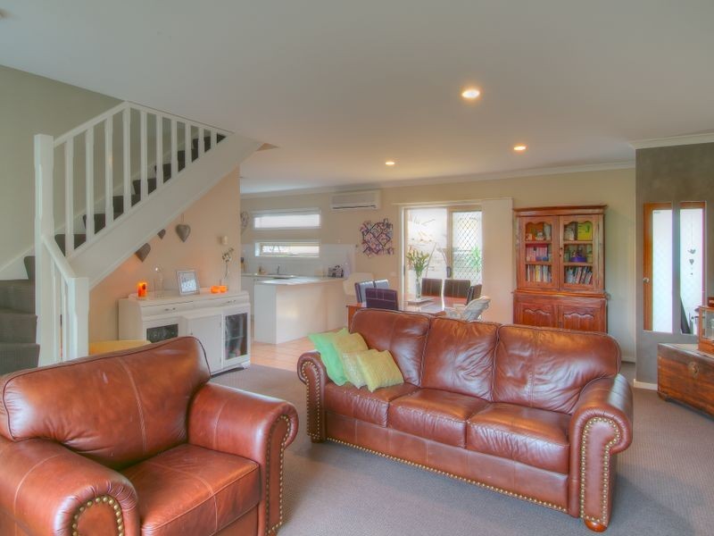 10/52 Shinners Avenue, Berwick VIC 3806