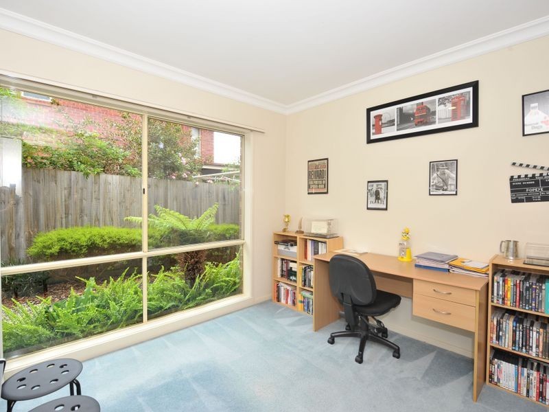 17 Cullen Close, Berwick VIC 3806