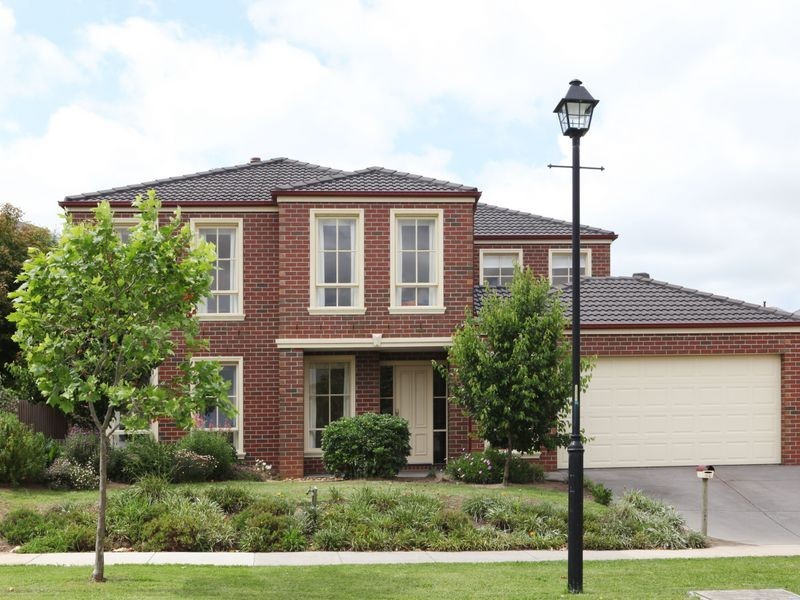 60 Fieldstone Boulevard, Beaconsfield VIC 3807