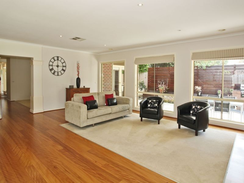 60 Fieldstone Boulevard, Beaconsfield VIC 3807