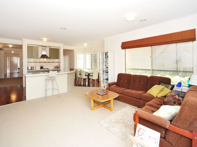 51 Stefan Drive, Berwick VIC 3806