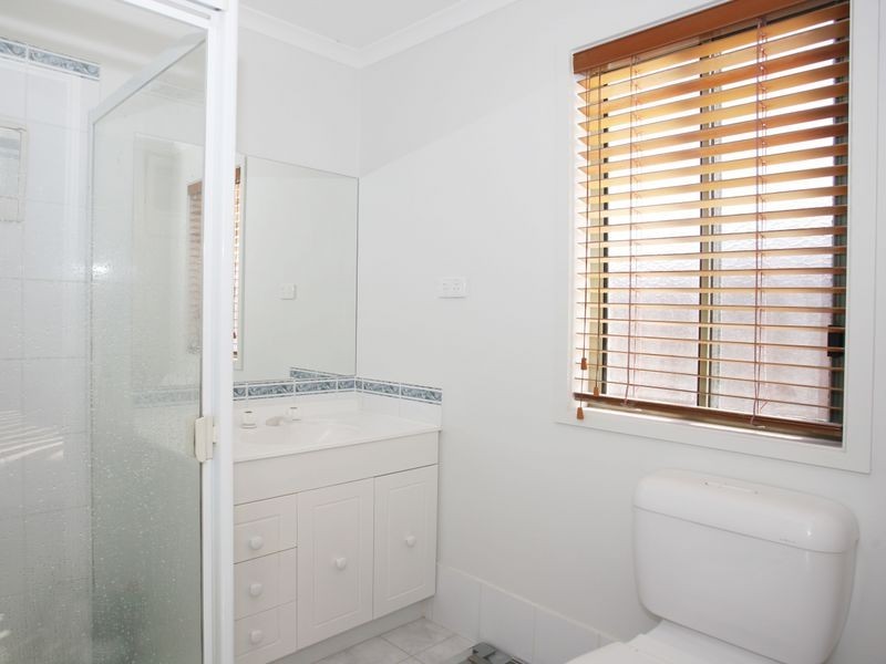 11 Edgewood Close, Narre Warren South VIC 3805