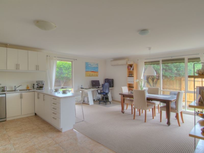 7 Malanda Court, Berwick VIC 3806