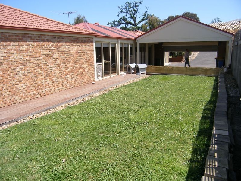 32 O’Neil Road, Beaconsfield VIC 3807
