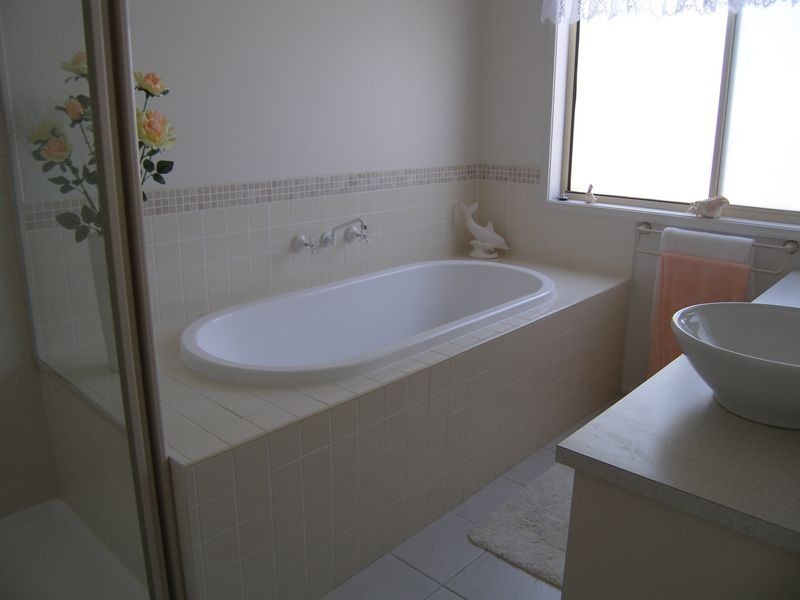 32 O’Neil Road, Beaconsfield VIC 3807